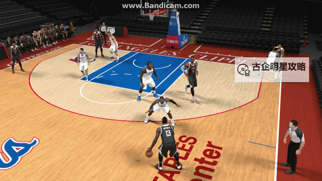 NBA2K15怎么空中接力的技巧攻略详解图2