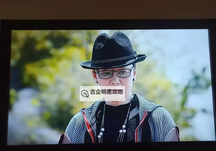 云樱蓝还是红:花海中的色彩抉择图1