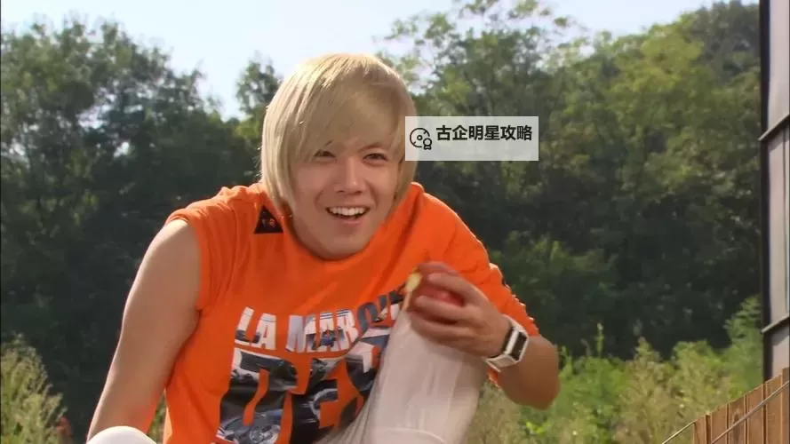 原来是美男百度影音:完美男神集结的精彩视觉盛宴图1