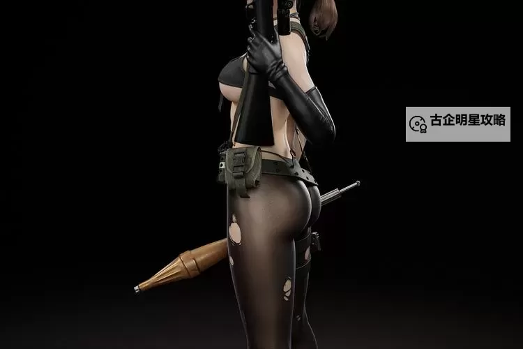 《合金装备5幻痛》静静quiet铁拳打法心得 合金装备5幻痛静静quiet效率打法图1