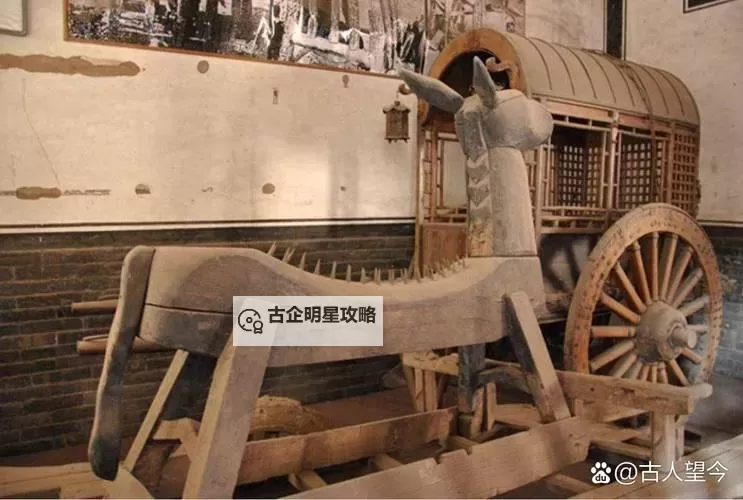 坐在有木棒的马鞍上难受：骑马之苦与心灵的疼痛图1