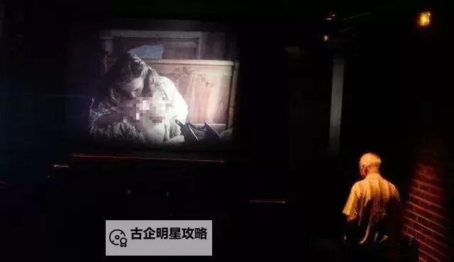 成人午夜性生活影院：探索夜幕下的真实与幻想图1