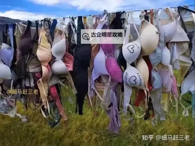 内衣胸罩掉下的尴尬瞬间：如何预防与应对技巧图1