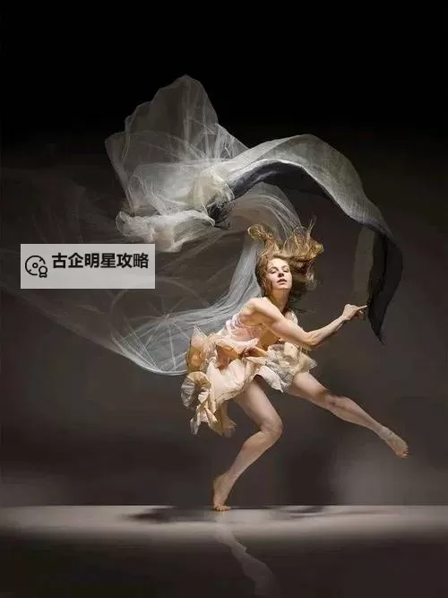 婷婷人体艺术摄影一：优雅与艺术的完美结合图1