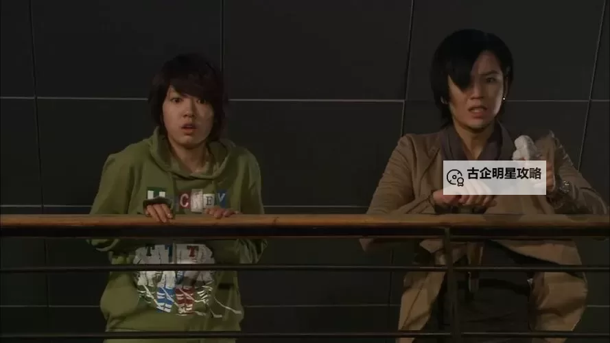 【原来是美男啊剧照】惊艳曝光，帅气飒爽引发粉丝热议图1