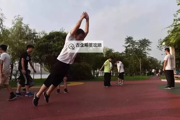 涨精装满肚子上学体育课免费视频：充实体验开启健康新篇章图1