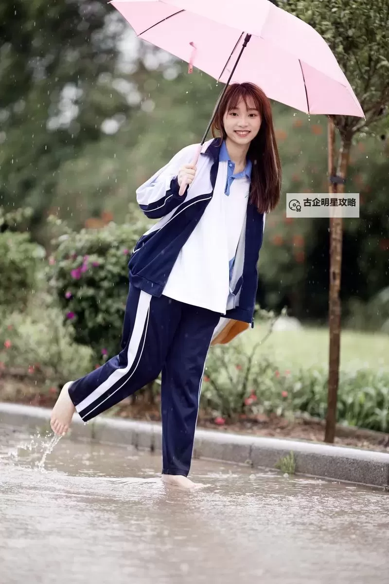 唐伯虎深圳高三在线观看高清全集免费欣赏图1