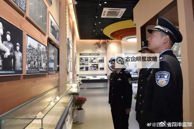 守护一线正义:感受张警官小视频中的暖心瞬间图1