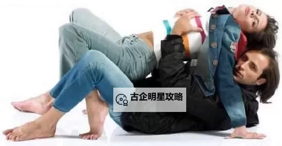 探索线上娱乐：深入了解俺去也C0m的平台特色图1