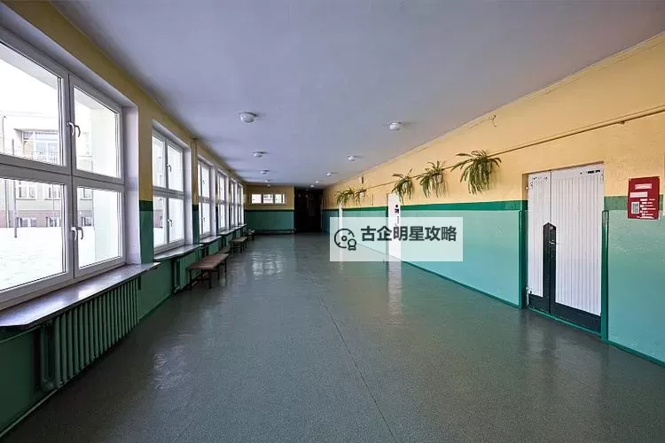 在没人的教学楼里做的奇妙时光图1