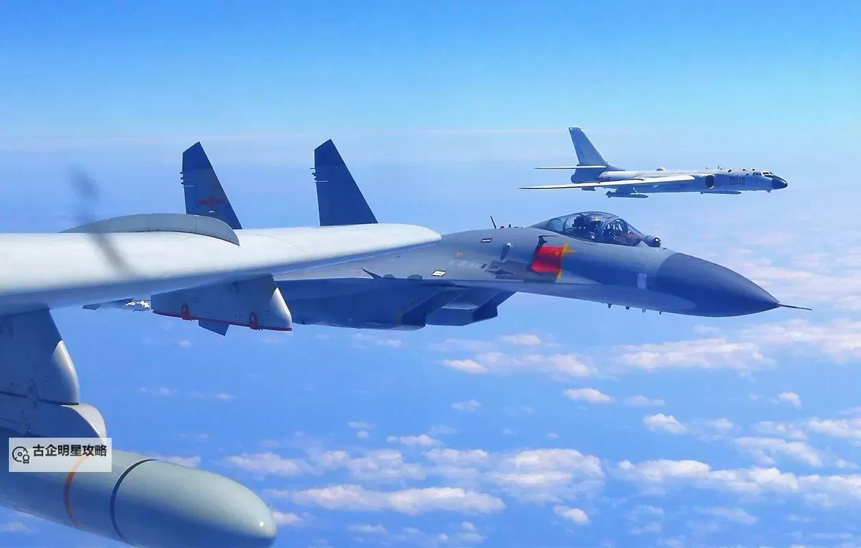 揭秘震撼全球的最新军事视频:前沿技术与战场实录全面解析图1