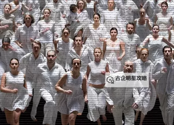 探索美的极致：早早人体艺术引领视觉新境界图1