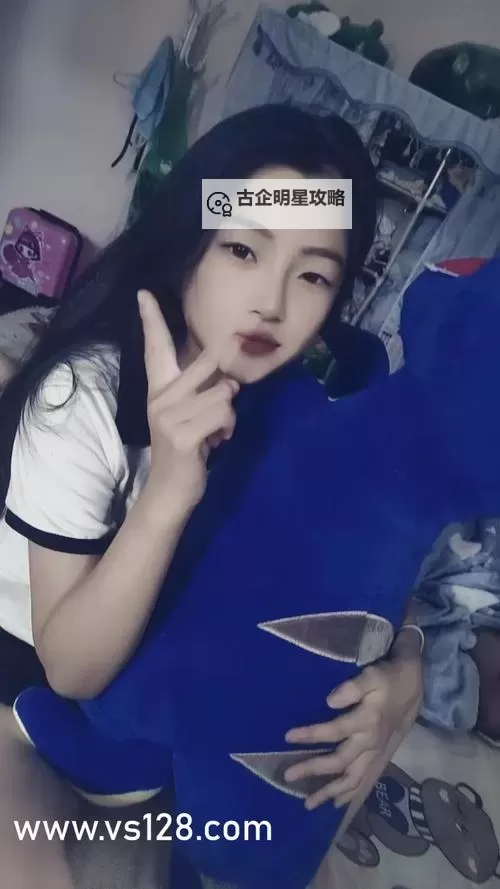 亚洲五月天丁香缴情：青春盛开的倩影与心动旋律图1