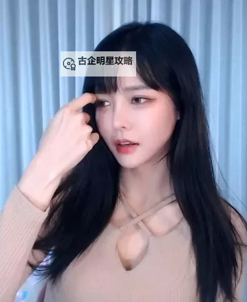 9uu有你有我足矣已满十八在线进入:探索真实与自由的无限可能图1