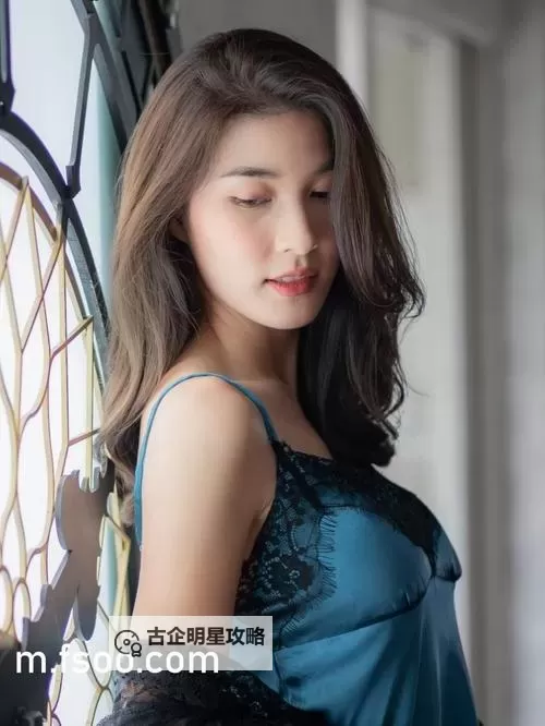 青春娱乐盛宴免费观看全集在线:畅享无尽精彩青春时光图1