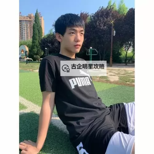 发现彩虹男孩小蓝免费体验，感受童话般的奇幻旅程图1