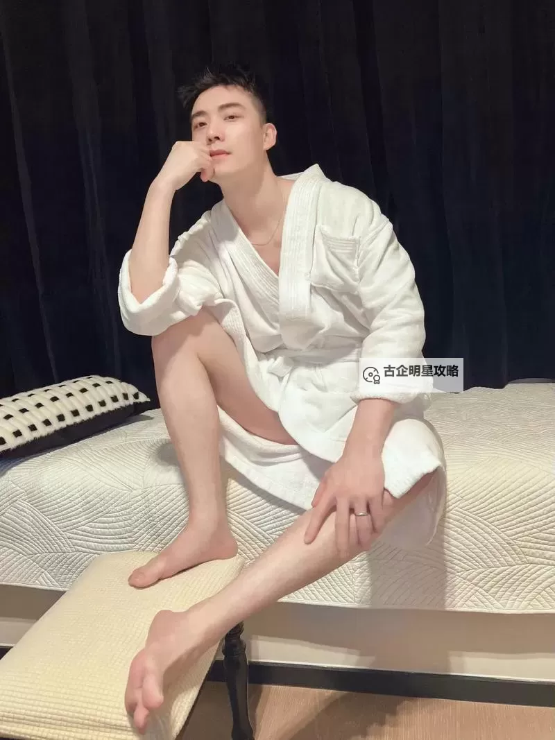 中国男同chinesebooys:探索多元之美与真实自我图1