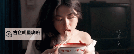 探索欲望之境：怡红阁激情亚洲的极致体验图1